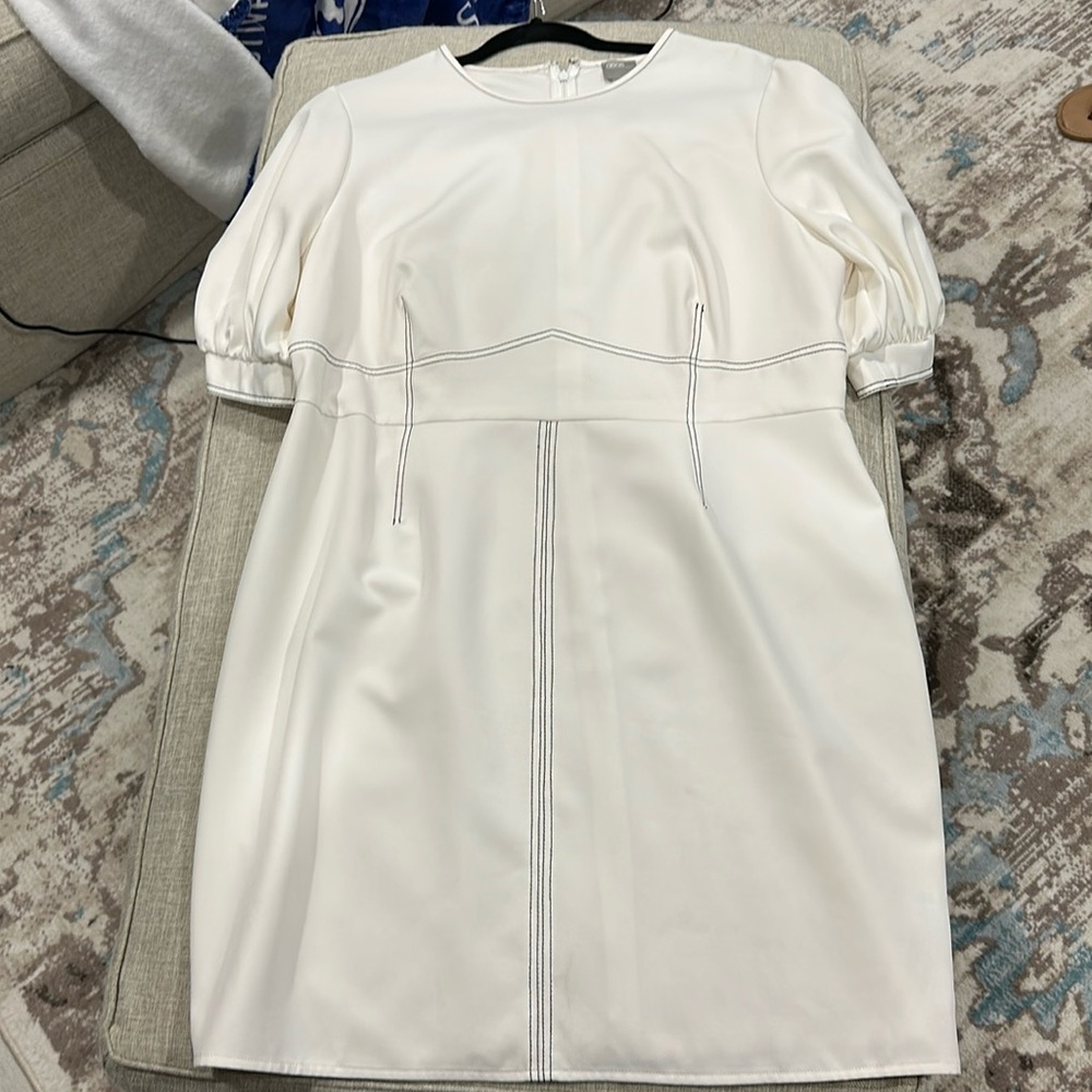 Women’s midi form fitting dress
